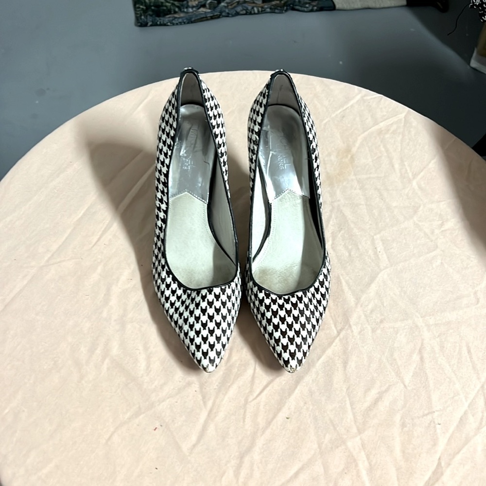 Ladies Shoes
